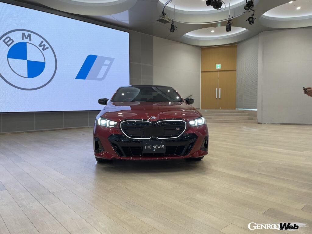 「新型「BMW 5シリーズ」がフル電動モデル「i5」とともに日本で販売開始「ガソリン＆ディーゼルは48Vマイルドハイブリッド」」の20枚目の画像