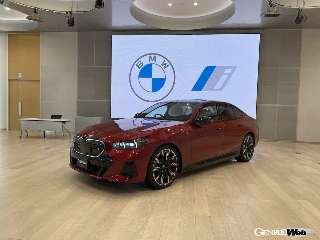 「新型「BMW 5シリーズ」がフル電動モデル「i5」とともに日本で販売開始「ガソリン＆ディーゼルは48Vマイルドハイブリッド」」の21枚目の画像