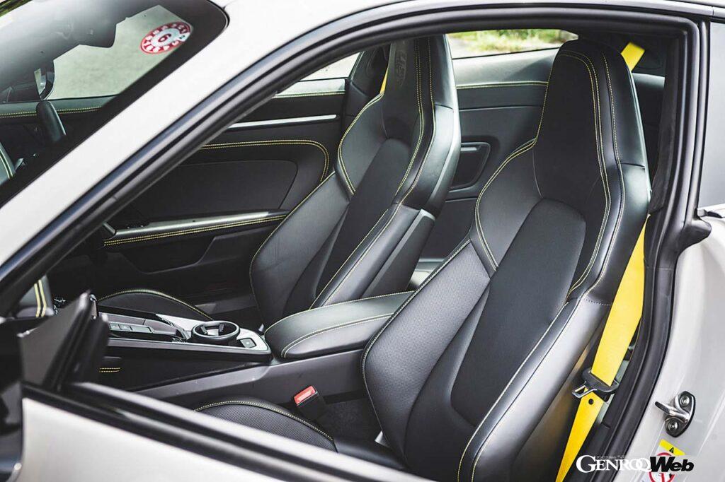「熟成を重ねた「日産 GT-R」と比類ない性能の「ポルシェ 911 カレラ4 GTS」スポーツAWD比較試乗」の10枚目の画像