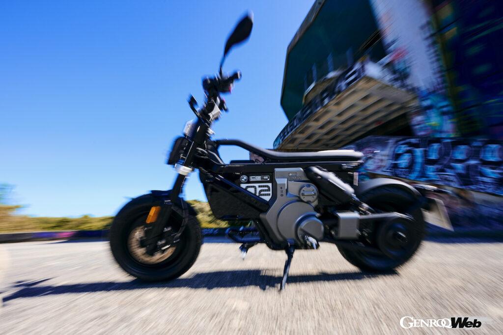 「BMWモトラッドの都市型電動バイク「BMW CE 02」がデビュー「最高速度95km/h、航続距離90km」【動画】」の8枚目の画像