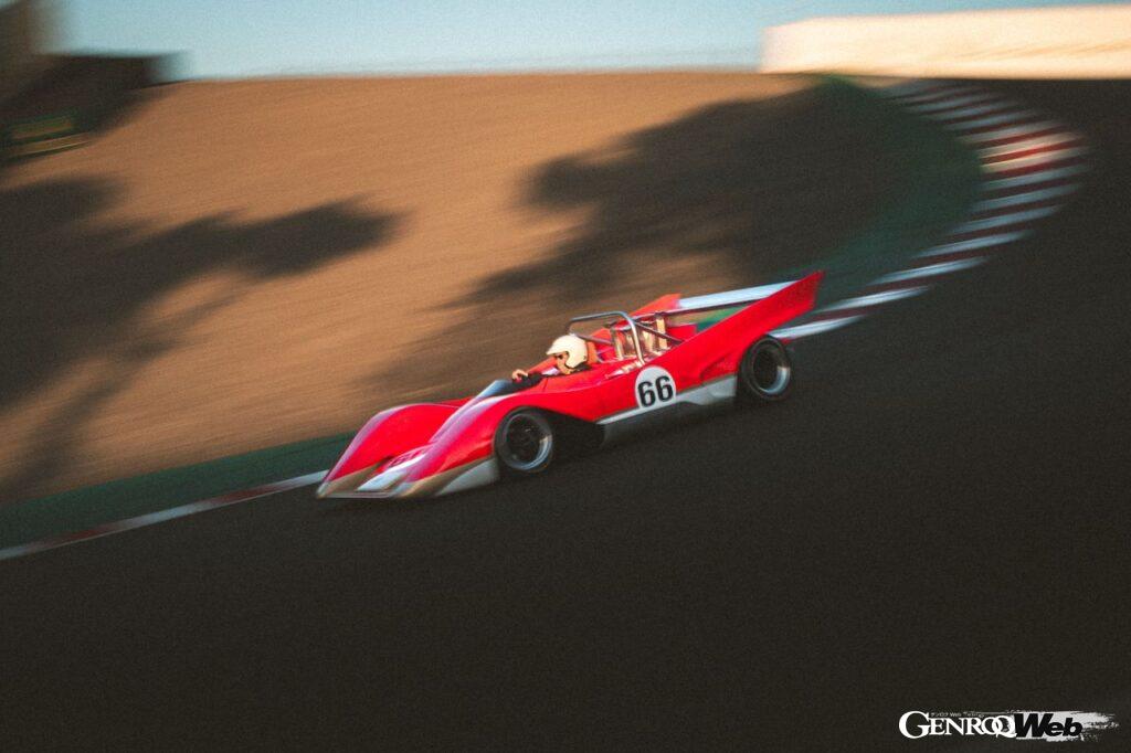「GT3に匹敵するパフォーマンスを誇る「ロータス タイプ 66」デビュー「見た目はCan-Amレーシングカーだけど中身は最新」」の1枚目の画像