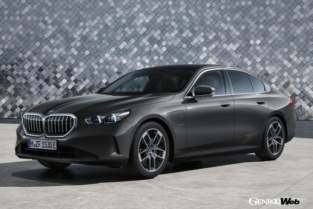「「電気かガソリンか」新型BMW 5シリーズで選択できるICEとEVの価値を比較検討する」の8枚目の画像