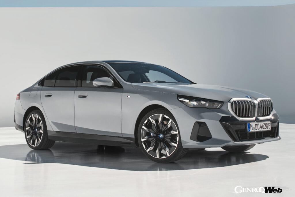 「「電気かガソリンか」新型BMW 5シリーズで選択できるICEとEVの価値を比較検討する」の3枚目の画像