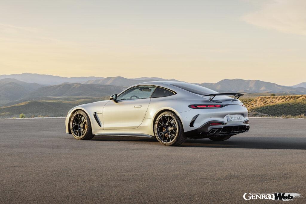 「フラッグシップスポーツ「メルセデスAMG GT クーペ」ワールドプレミア「2＋2シートもあり」【動画】」の10枚目の画像