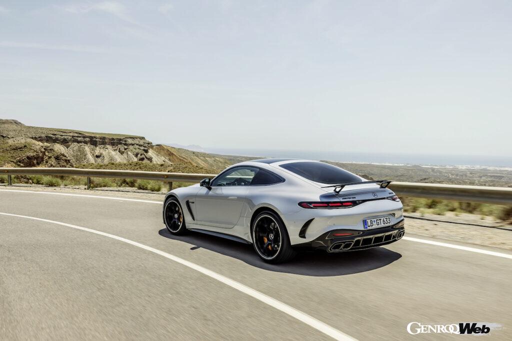 「フラッグシップスポーツ「メルセデスAMG GT クーペ」ワールドプレミア「2＋2シートもあり」【動画】」の8枚目の画像