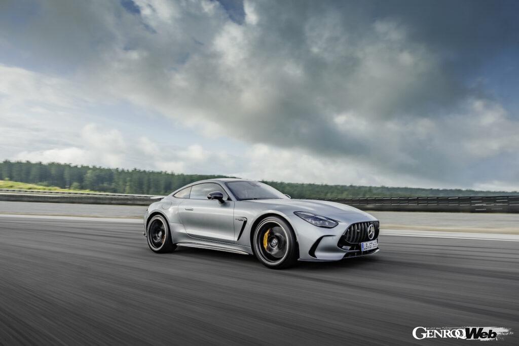 「フラッグシップスポーツ「メルセデスAMG GT クーペ」ワールドプレミア「2＋2シートもあり」【動画】」の26枚目の画像