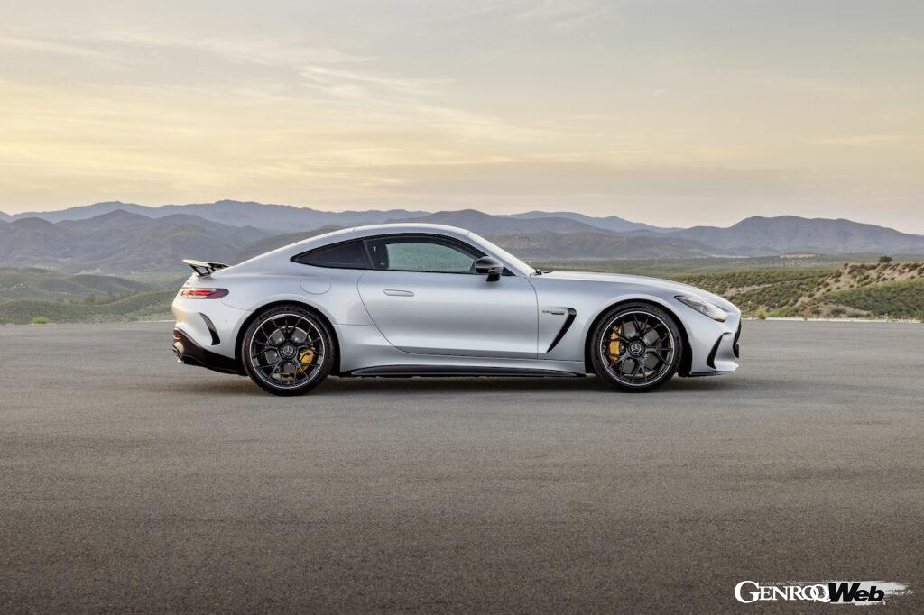 「フラッグシップスポーツ「メルセデスAMG GT クーペ」ワールドプレミア「2＋2シートもあり」【動画】」の13枚目の画像