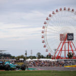 最終コーナーを駆けるフェルナンド・アロンソ。PHOTO／Aston Martin Aramco Cognizant Formula One