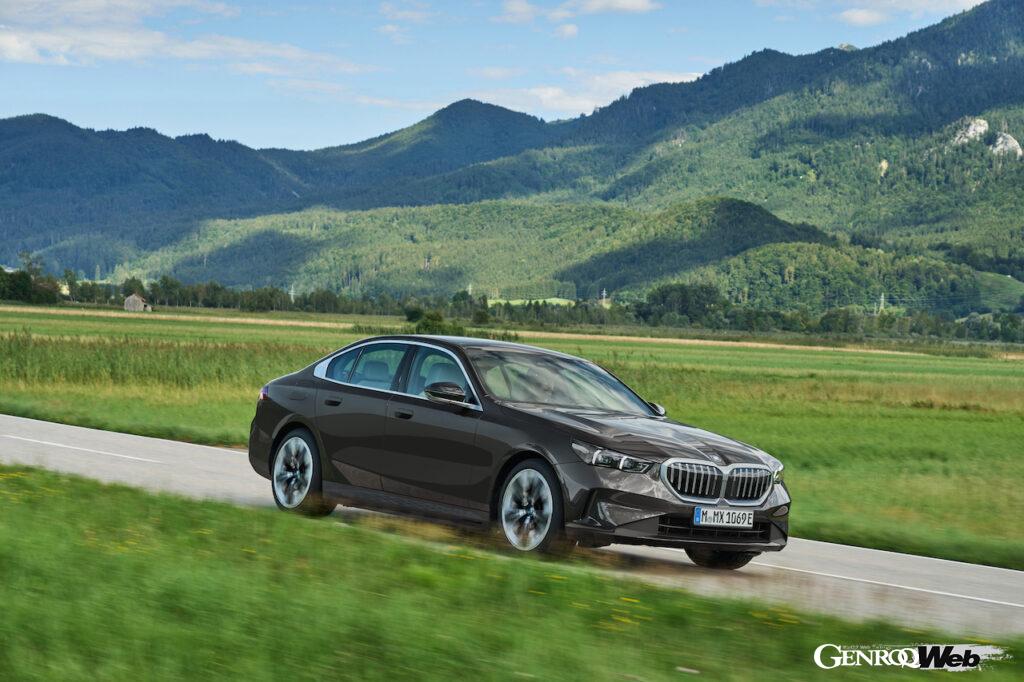 「BMWの主力サルーン5シリーズに「530e セダン」「550e xDrive セダン」プラグインハイブリッドモデル2機種登場」の4枚目の画像