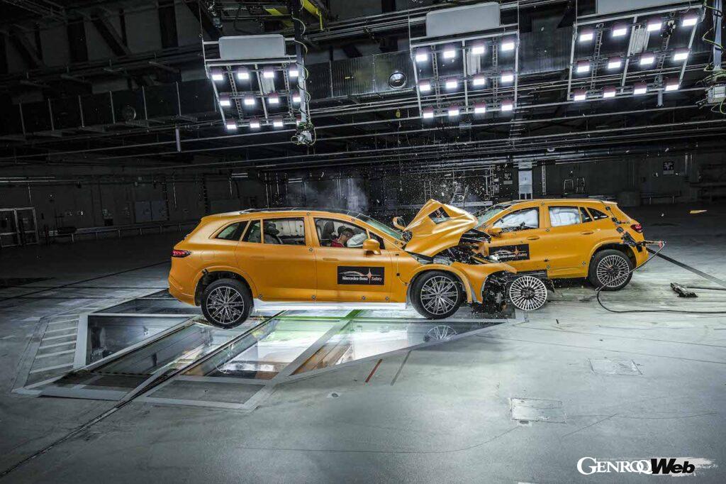 「「EV同士が衝突するとどうなるの？」メルセデス・ベンツがEQAとEQS SUVによる衝突実験を公開【動画】」の14枚目の画像