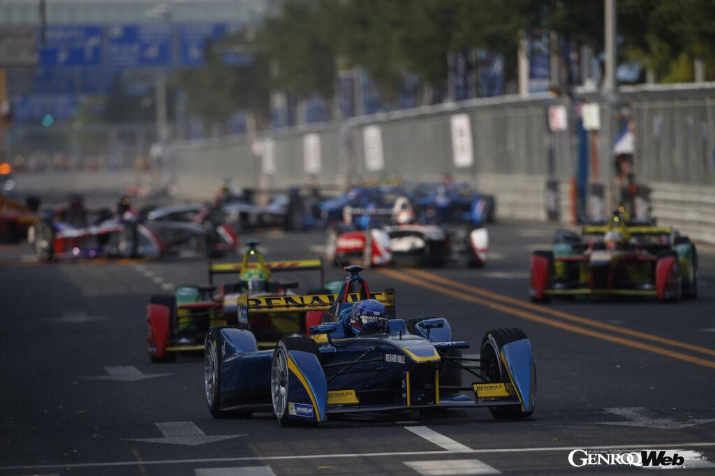 「フル電動車レーシングカー世界選手権「フォーミュラE」が2024年カレンダー発表「東京の市街地コースで3月開催」」の2枚目の画像