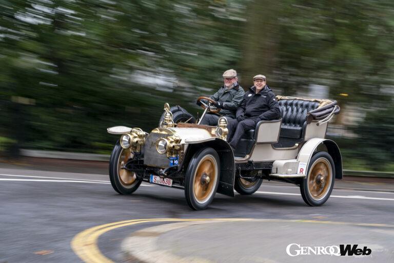 1904年製ながらも、走行可能な状態でメルセデス・ベンツ・クラシックが所有する「メルセデス・シンプレックス 28/32 hp」。