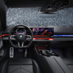 「20インチ専用デザインホイール採用の「BMW 523d xDrive THE FIRST EDITION」を2024年2月まで限定生産」の1枚目の画像ギャラリーへのリンク