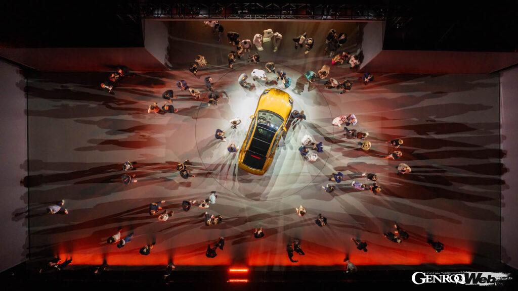 「ポルシェが中東ドバイでイベントを開催「ギネス記録の超巨大911バルーンも登場」」の17枚目の画像
