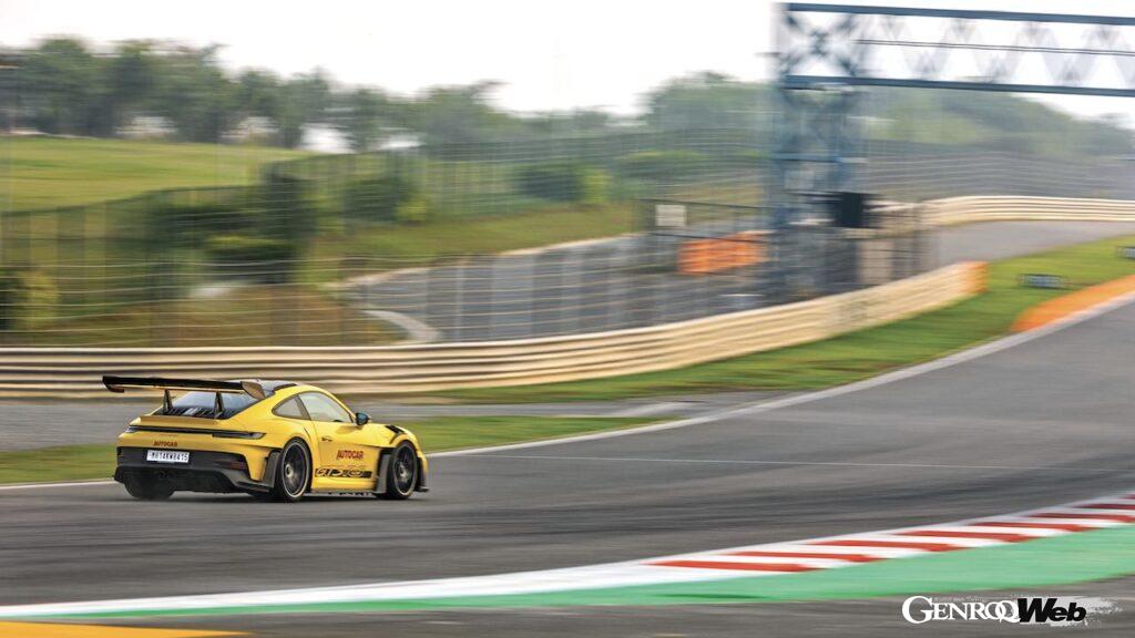 「ポルシェ 911 GT3 RSとタイカン ターボSがインドの「ブッダ・サーキット」で市販車記録の更新」の3枚目の画像