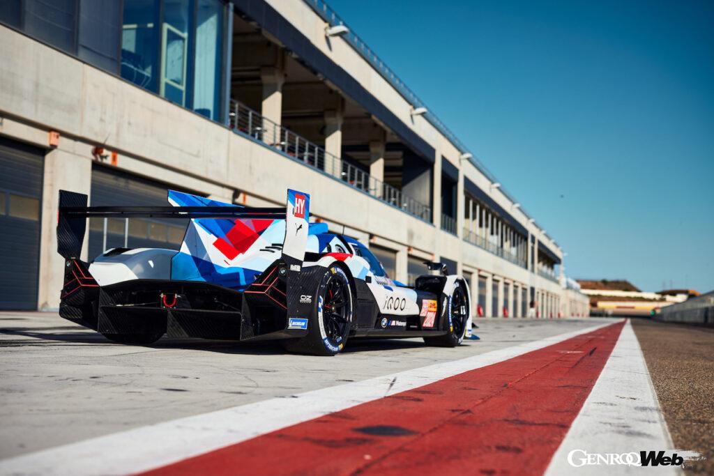 2024年シーズンのWEC開幕戦「カタール1812kmレース」に向けて精力的にテストを続けるBMW M ハイブリッド V8。