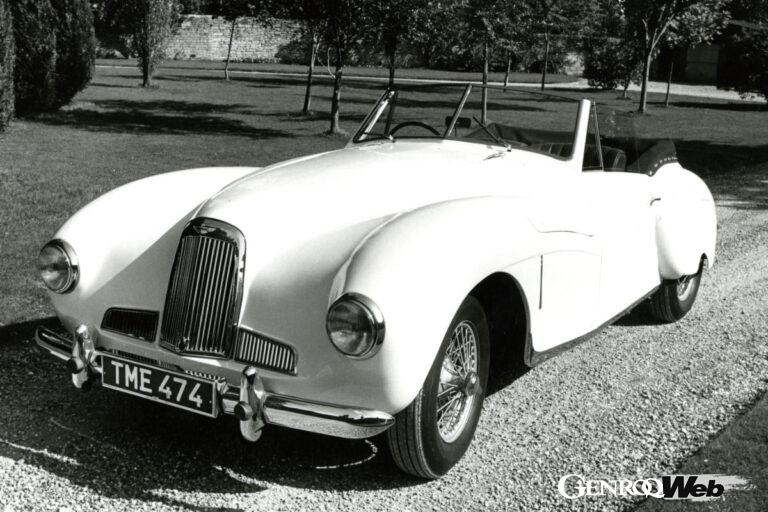 デイビッド・ブラウン体制下で開発された初めてのクルマ「2リッター・スポーツ／DB1」。1948年9月のロンドン・モーターショーで発表された。