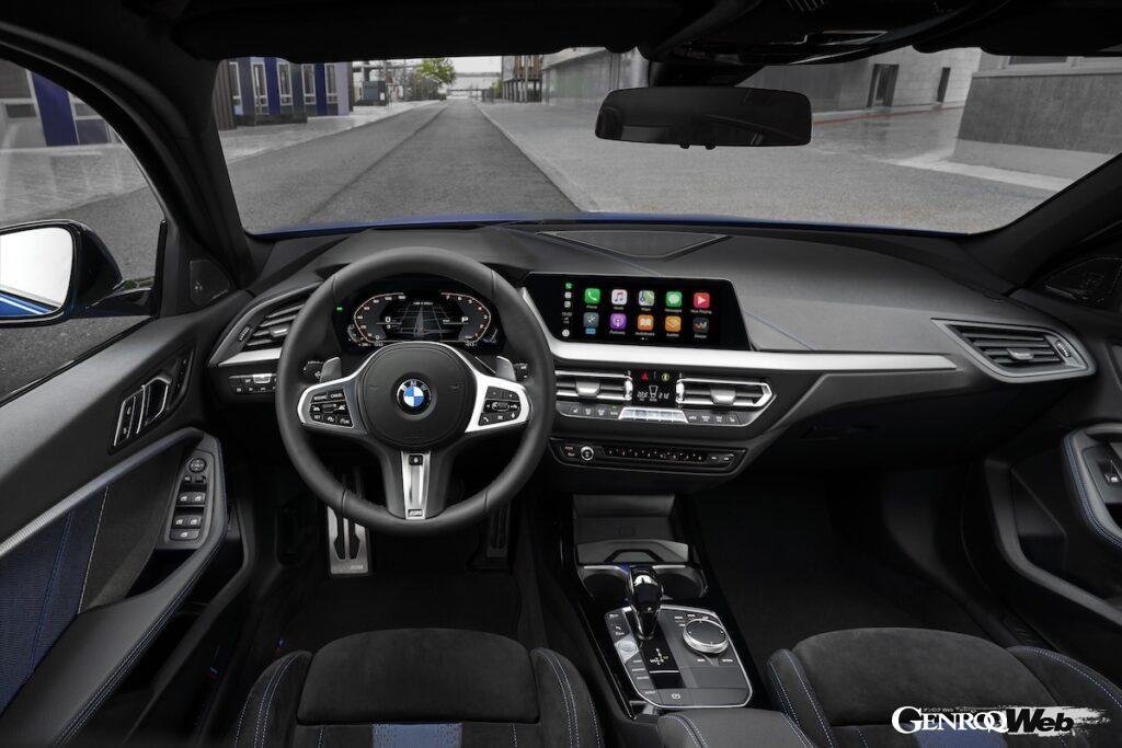 「【独スポーツFF比較】「フォルクスワーゲン ゴルフ GTI」と「BMW M135i xDrive」の決定的な立ち位置の違い」の13枚目の画像