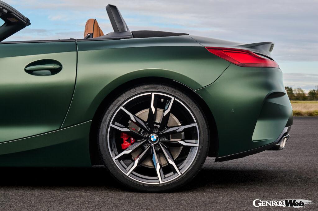 「待望の6速MT搭載の3.0リッター直6ツインターボ「BMW Z4 M40i ピュア インパルス エディション」登場」の5枚目の画像
