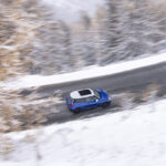 「フル電動「MINI クーパー SE」が雪上でも走行性能を発揮する理由は「フロア下のバッテリーが生む低重心」」の5枚目の画像ギャラリーへのリンク