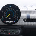 「フル電動「MINI クーパー SE」が雪上でも走行性能を発揮する理由は「フロア下のバッテリーが生む低重心」」の25枚目の画像ギャラリーへのリンク