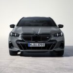 「新型「BMW 5シリーズ ツーリング」が日本販売開始「ステーションワゴン初フル電動モデルも」【動画】」の23枚目の画像ギャラリーへのリンク