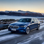 「新型「BMW 5シリーズ ツーリング」が日本販売開始「ステーションワゴン初フル電動モデルも」【動画】」の46枚目の画像ギャラリーへのリンク