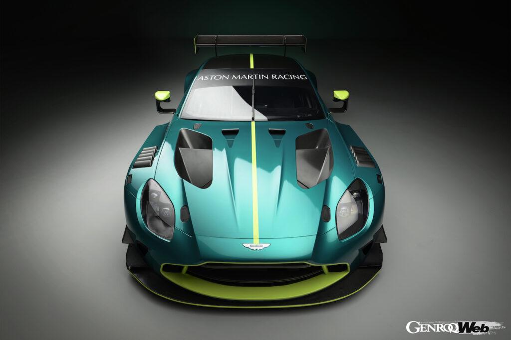 2024年シーズンのGTレースに投入される「アストンマーティン ヴァンテージ GT3」のエクステリア。