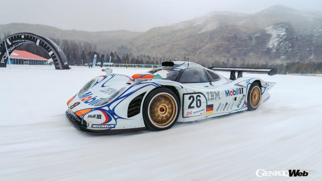 「アイスレースでル・マン24時間ウイナー「ポルシェ 911 GT1」が見事な雪上ドリフトを披露」の12枚目の画像