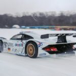 「アイスレースでル・マン24時間ウイナー「ポルシェ 911 GT1」が見事な雪上ドリフトを披露」の6枚目の画像ギャラリーへのリンク