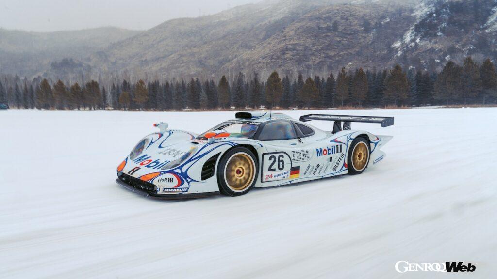 「アイスレースでル・マン24時間ウイナー「ポルシェ 911 GT1」が見事な雪上ドリフトを披露」の7枚目の画像