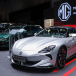 ジュネーブ・モーターショーにおいて、2024年中に発売を予定しているフル電動オープン「MG サイバースター」のスペックが公開された。