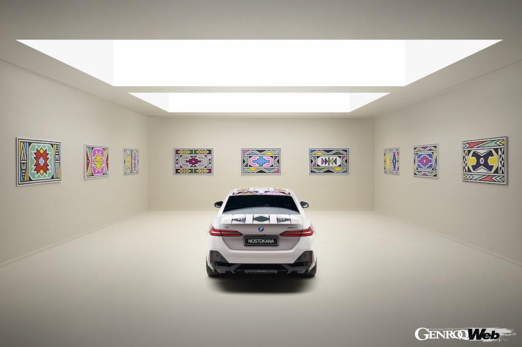 「BMWがボディカラーがデジタルに変化する「i5 フロウ ノストカーナ」を公開「1991年のアートカーをオマージュ」【動画】」の5枚目の画像