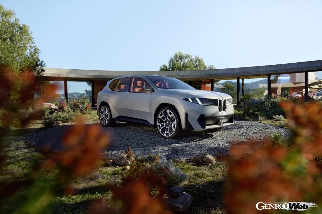 「次世代SAVを予告する「BMW ビジョン ノイエ クラッセ X」をワールドプレミア「ハンガリーで2025年から生産開始」【動画】」の7枚目の画像