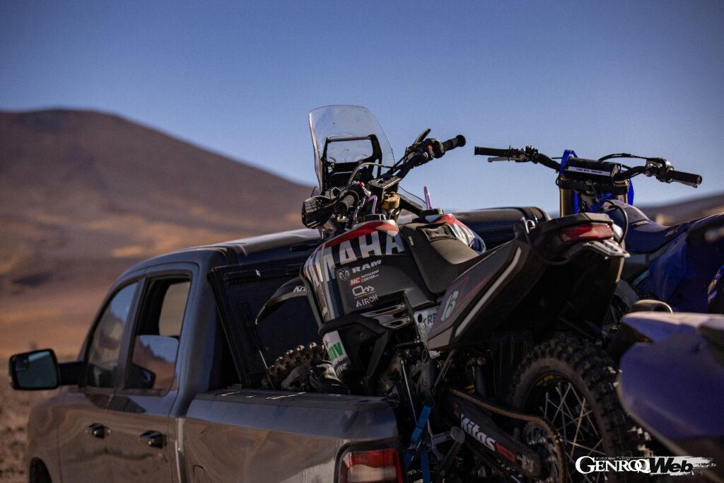 「「ダッジ ラム 1500 ビッグホーン」がチリ最高峰へのエンデューロバイクの挑戦をサポート【動画】」の10枚目の画像