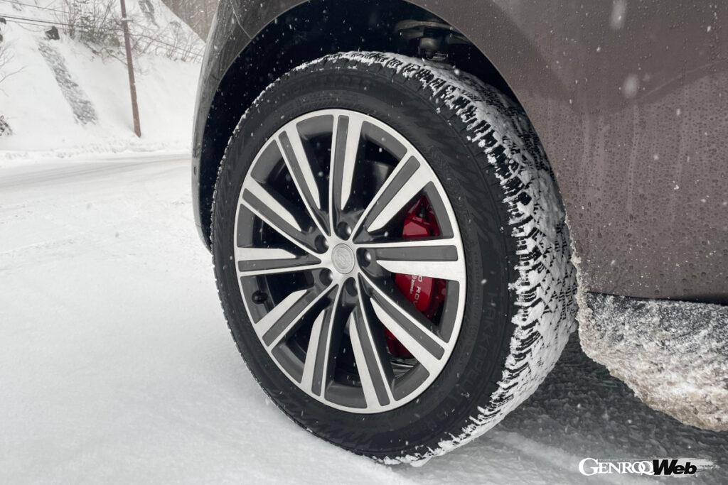 「2500万円の高級SUV「ランドローバー レンジローバー SV P530」はやっぱり雪上でも無敵だった」の8枚目の画像