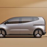 「車いすユーザーが求めるフル電動福祉車両「eヴィータ コンセプト」がデビュー「イアン・カラムがデザイン」【動画】」の1枚目の画像ギャラリーへのリンク