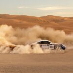 「F1参戦の期待がかかるアムナ・アル・クバイシが故郷UAEの砂漠を「ポルシェ 911 ダカール」で疾走【動画】」の2枚目の画像ギャラリーへのリンク