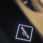 「ベントレーがセンターコンソールにダイヤが輝く「ブードルス コミッション コンチネンタル GTC」を公開」の11枚目の画像ギャラリーへのリンク