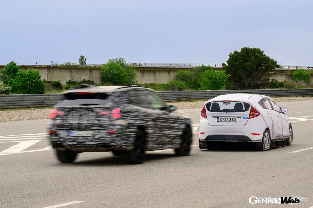 「数週間後にワールドプレミアされる4代目「BMW X3」が南仏ミラマスで最終テストを完了」の30枚目の画像