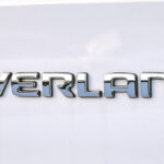 「特別仕様車「ジープ コマンダー オーバーランド」が200台限定デビュー「スウェード素材を使ったインテリア」」の3枚目の画像ギャラリーへのリンク