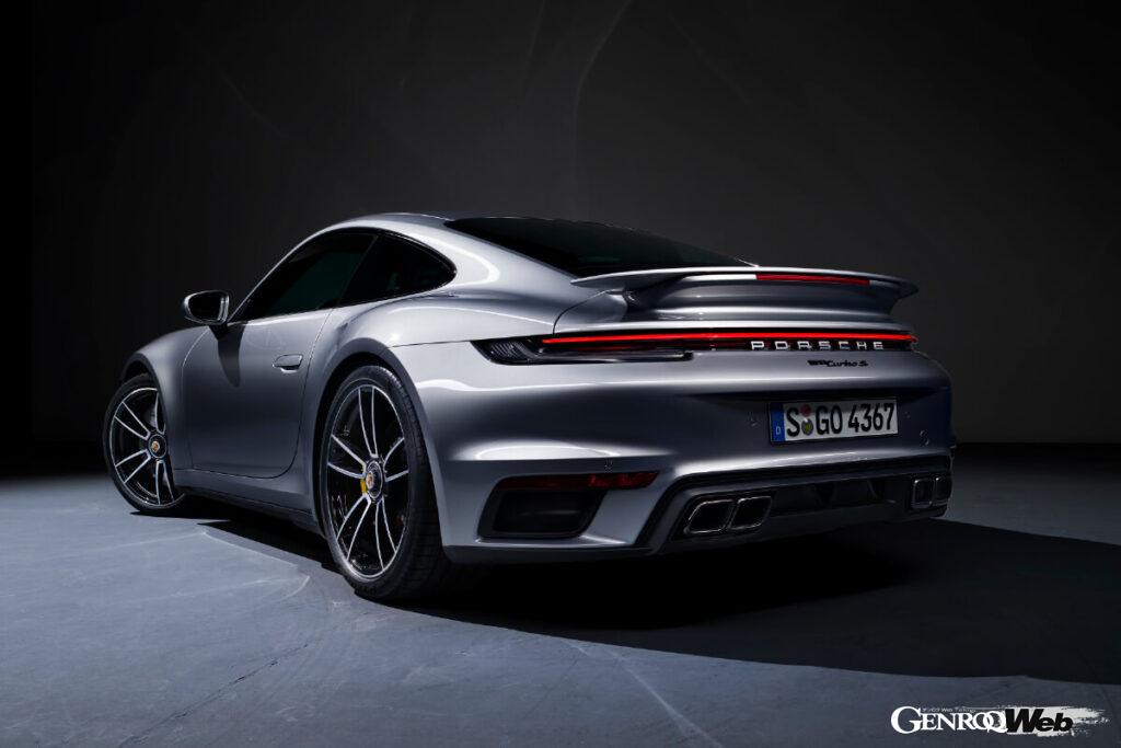 「最新「日産 GT-R」は「ポルシェ 911」にどこまで肉薄したか最強グレードでスペック比較」の4枚目の画像