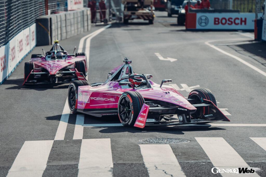 ポルシェは東京でのレースに専用カラーリングとマシンを持ち込んだ。このピンクは東京の華やかなネオンと桜をイメージしたものだという。