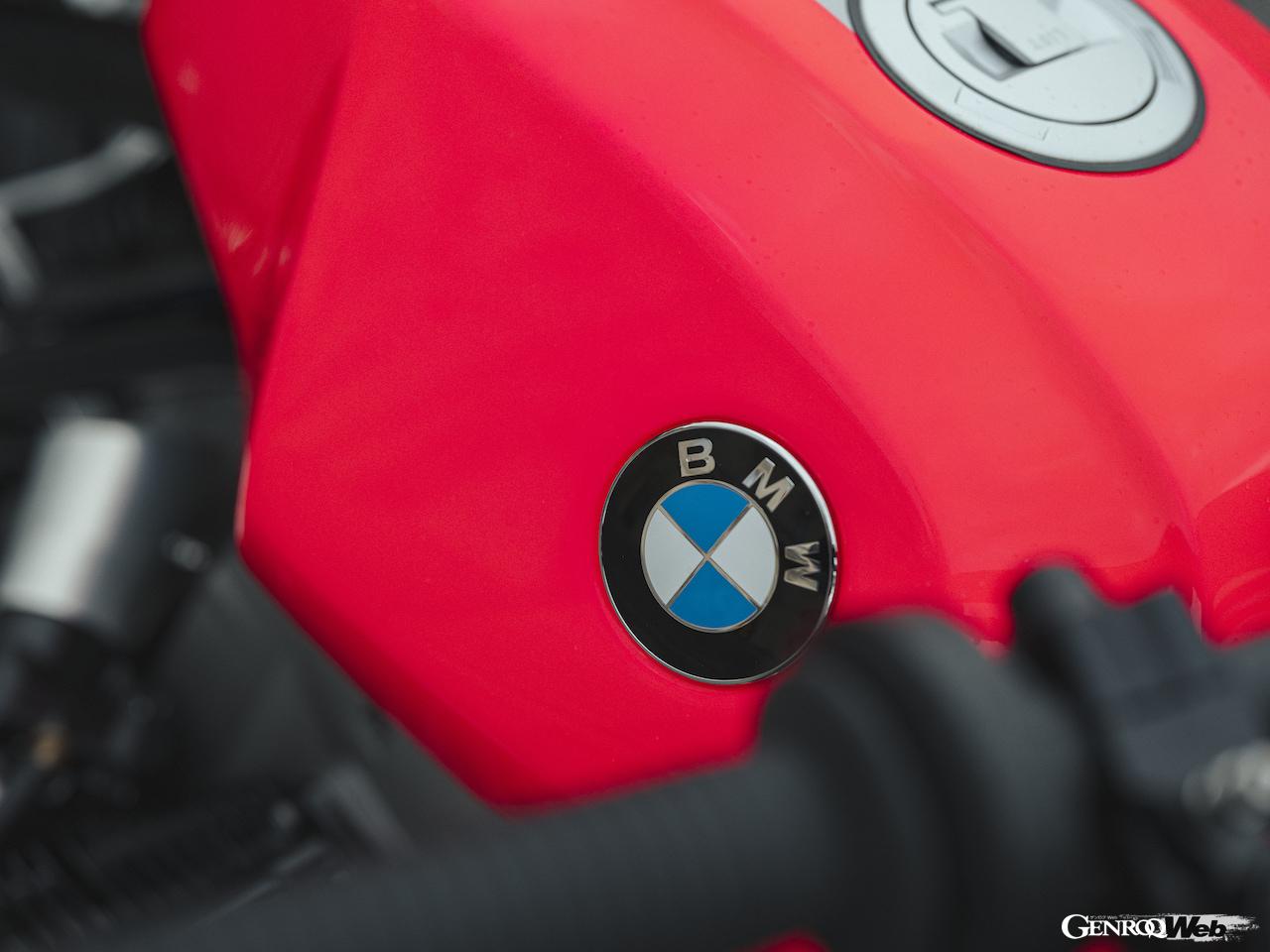 「クラシカルな空冷ビッグボクサーを彷彿させる「BMW R20 コンセプト」をイタリア・コモ湖で公開【動画】」の4枚めの画像