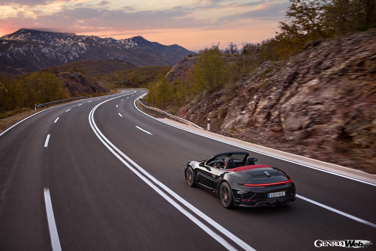 「新開発「T-ハイブリッド」を搭載した「ポルシェ 911 GTS」がデビュー「最高出力システム541PS」【動画】」の11枚めの画像