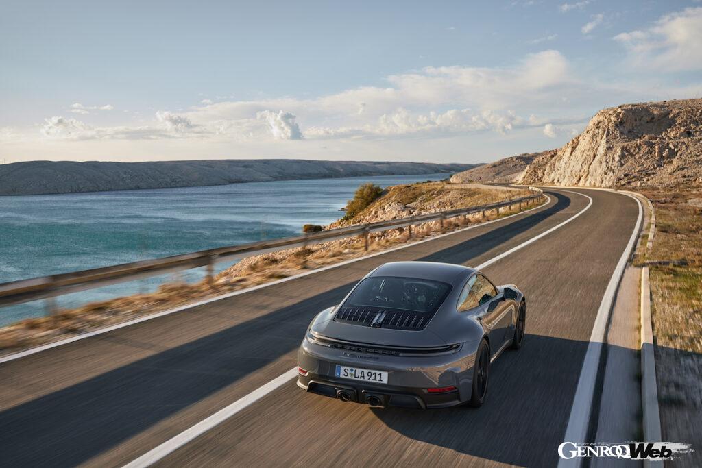 「新開発「T-ハイブリッド」を搭載した「ポルシェ 911 GTS」がデビュー「最高出力システム541PS」【動画】」の28枚目の画像