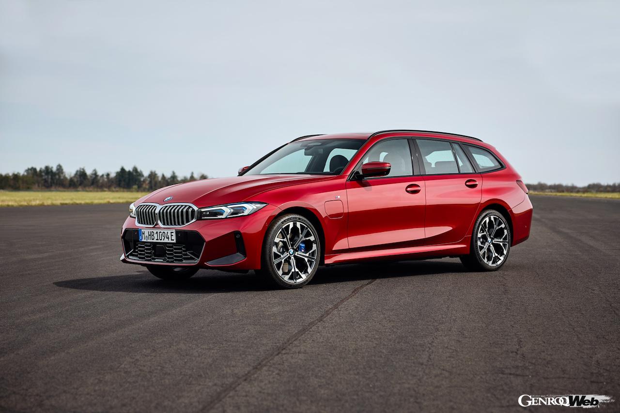 「改良新型「BMW 3シリーズ セダン」「3シリーズ ツーリング」が登場「内外装をアップデート」「EVモード航続距離101km」」の8枚めの画像