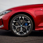 「改良新型「BMW 3シリーズ セダン」「3シリーズ ツーリング」が登場「内外装をアップデート」「EVモード航続距離101km」」の35枚目の画像ギャラリーへのリンク