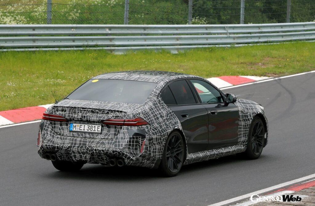 「【スクープ！】 BMW史上最速を目指して新型「M5セダン」がニュルブルクリンクを精力的に走りこみ」の2枚目の画像