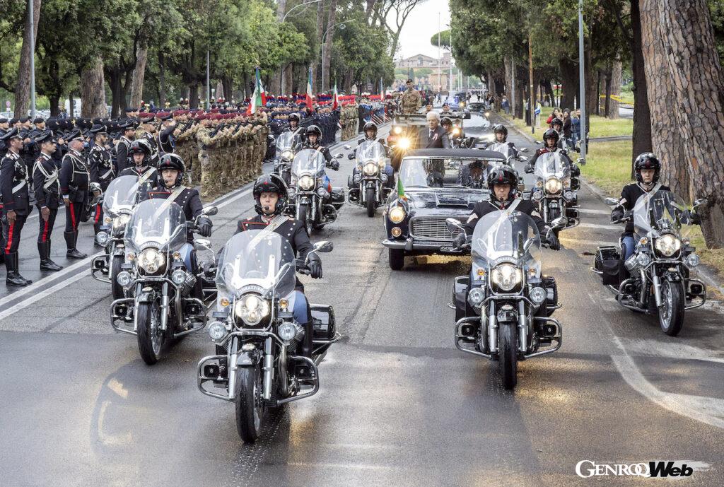 「イタリア大統領が祝賀パレードで「ランチア フラミニア」乗った1961年製大統領公用車の歴史」の1枚目の画像